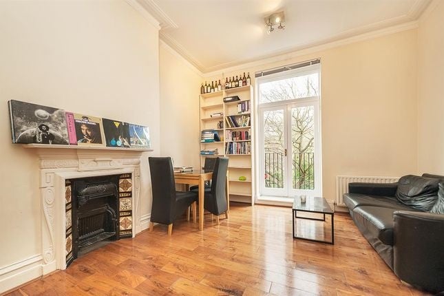 Flat Fairhazel Gardens in Greater London