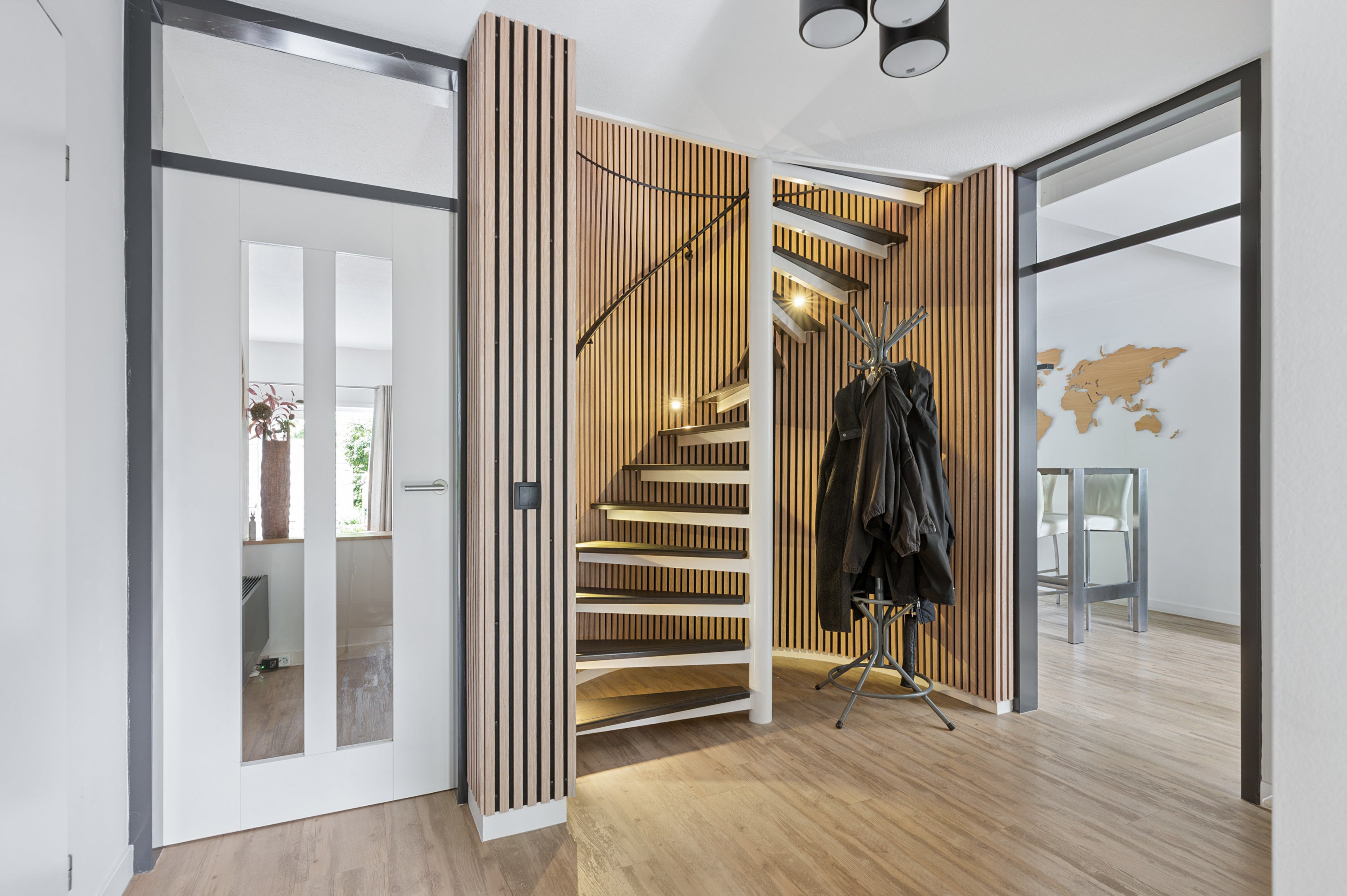 Tussenwoning te koop: Markiezenhof 33, Ede