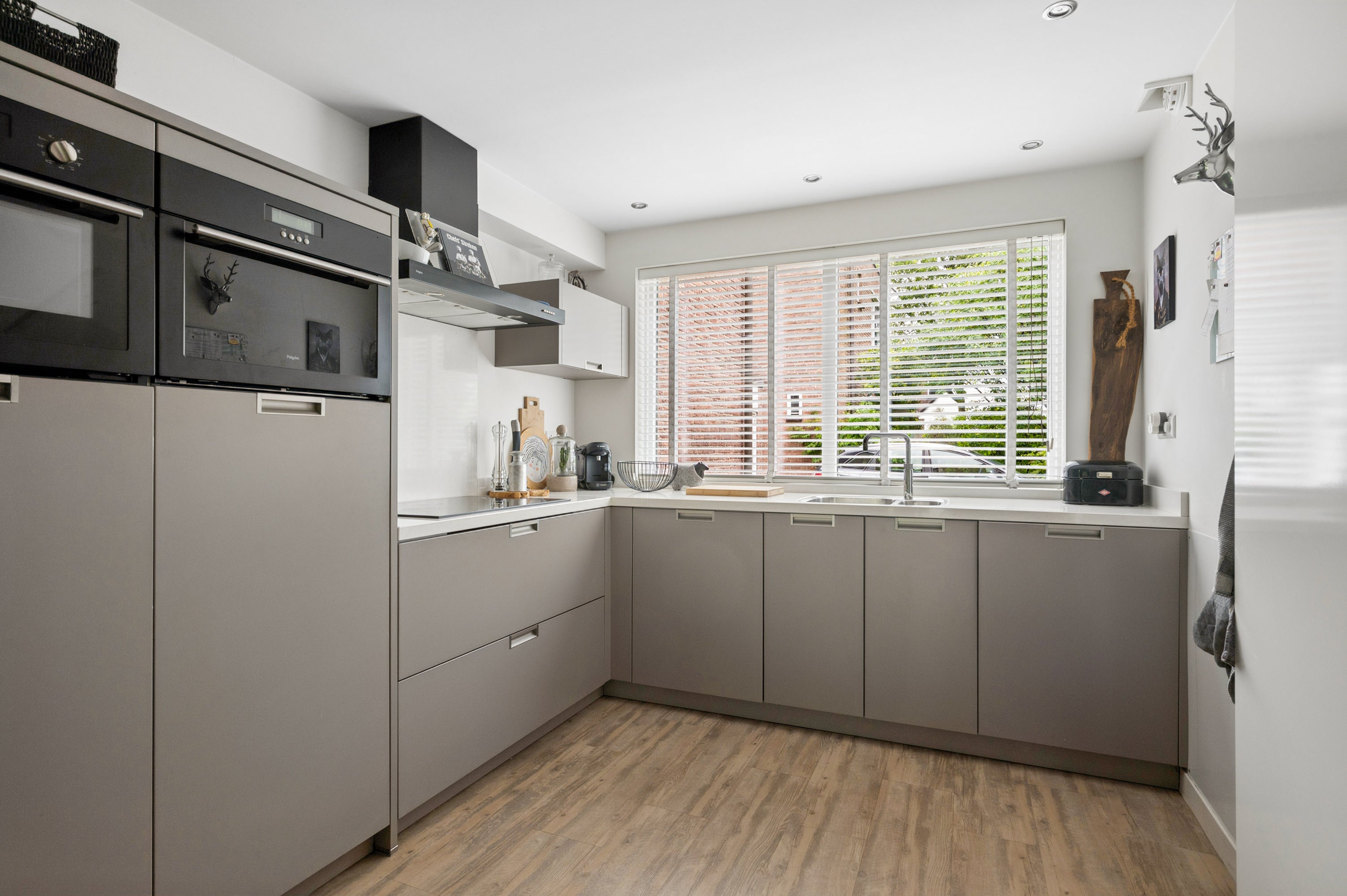 Tussenwoning te koop: Markiezenhof 33, Ede