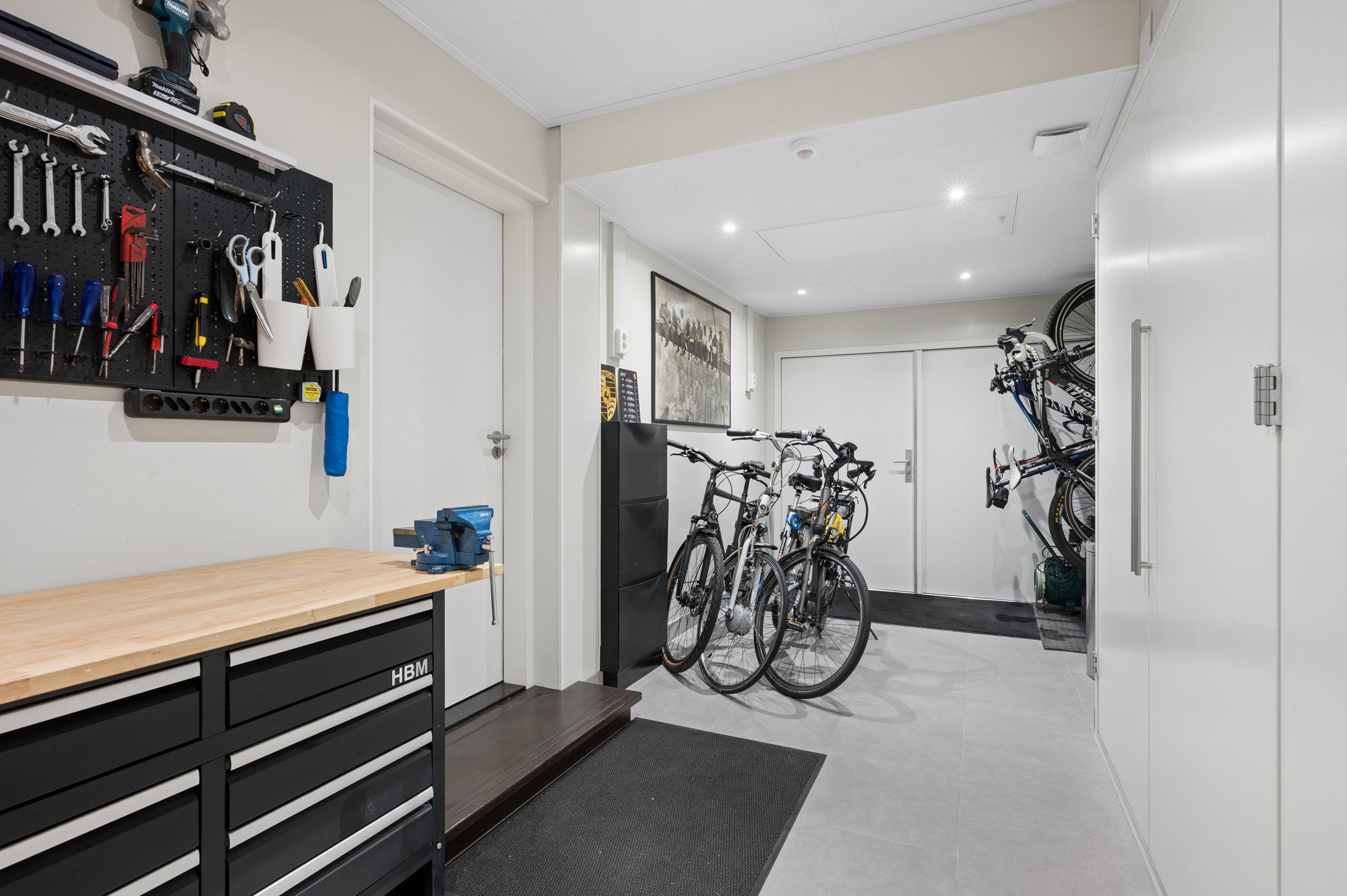 Tussenwoning te koop: Markiezenhof 33, Ede