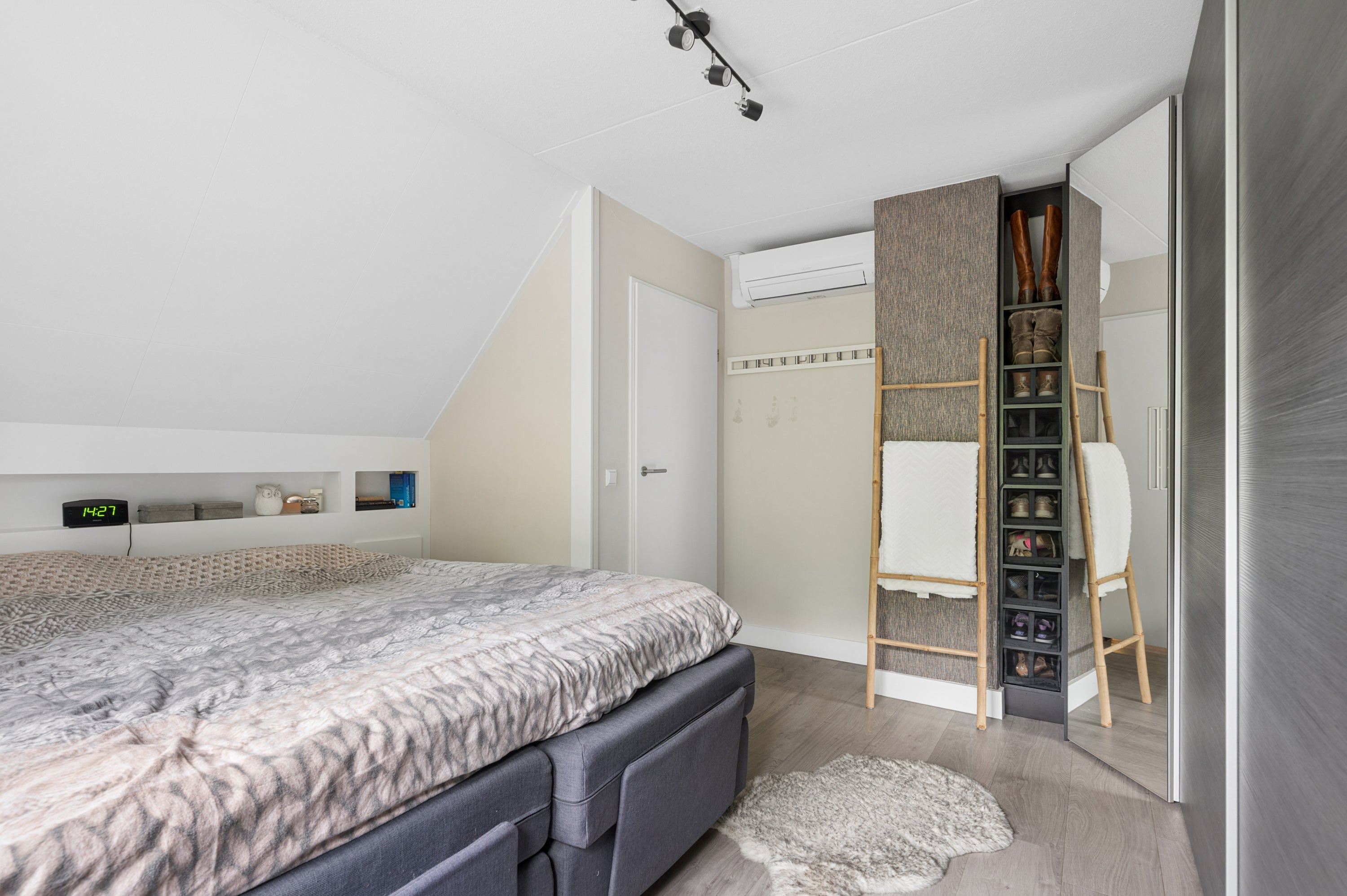 Tussenwoning te koop: Markiezenhof 33, Ede