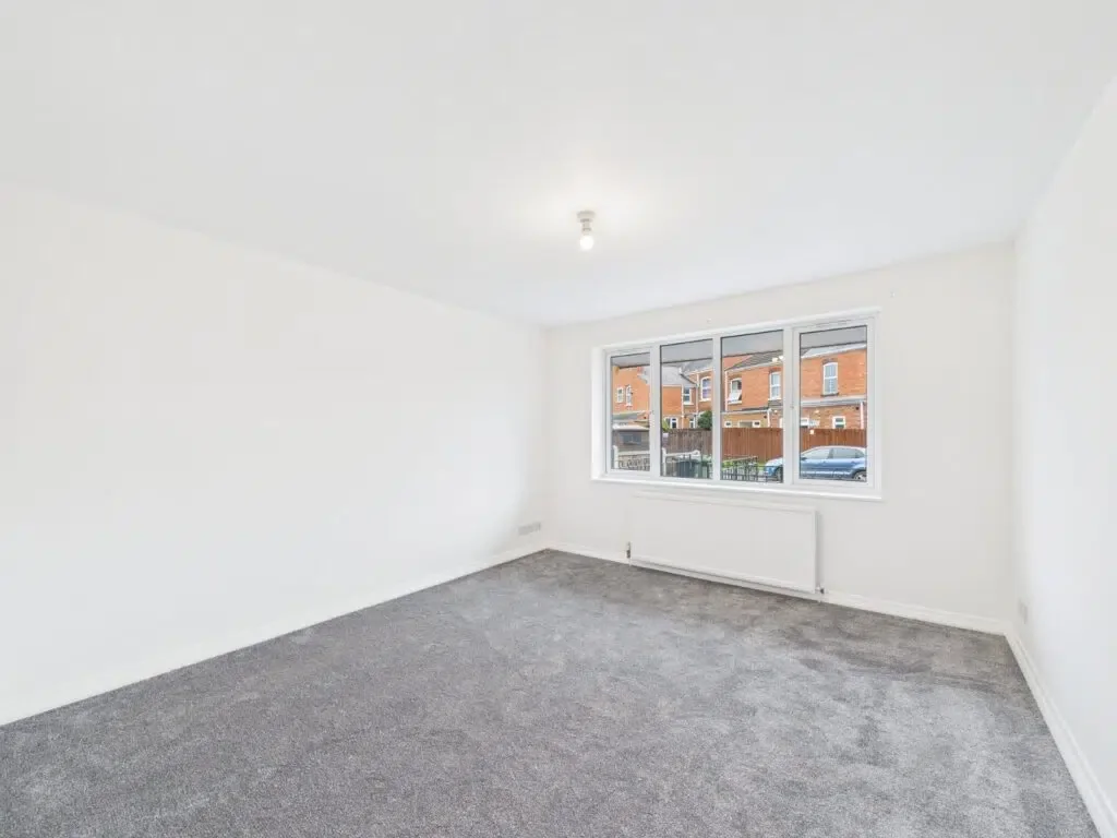 Flat Himbleton Road in Worcester