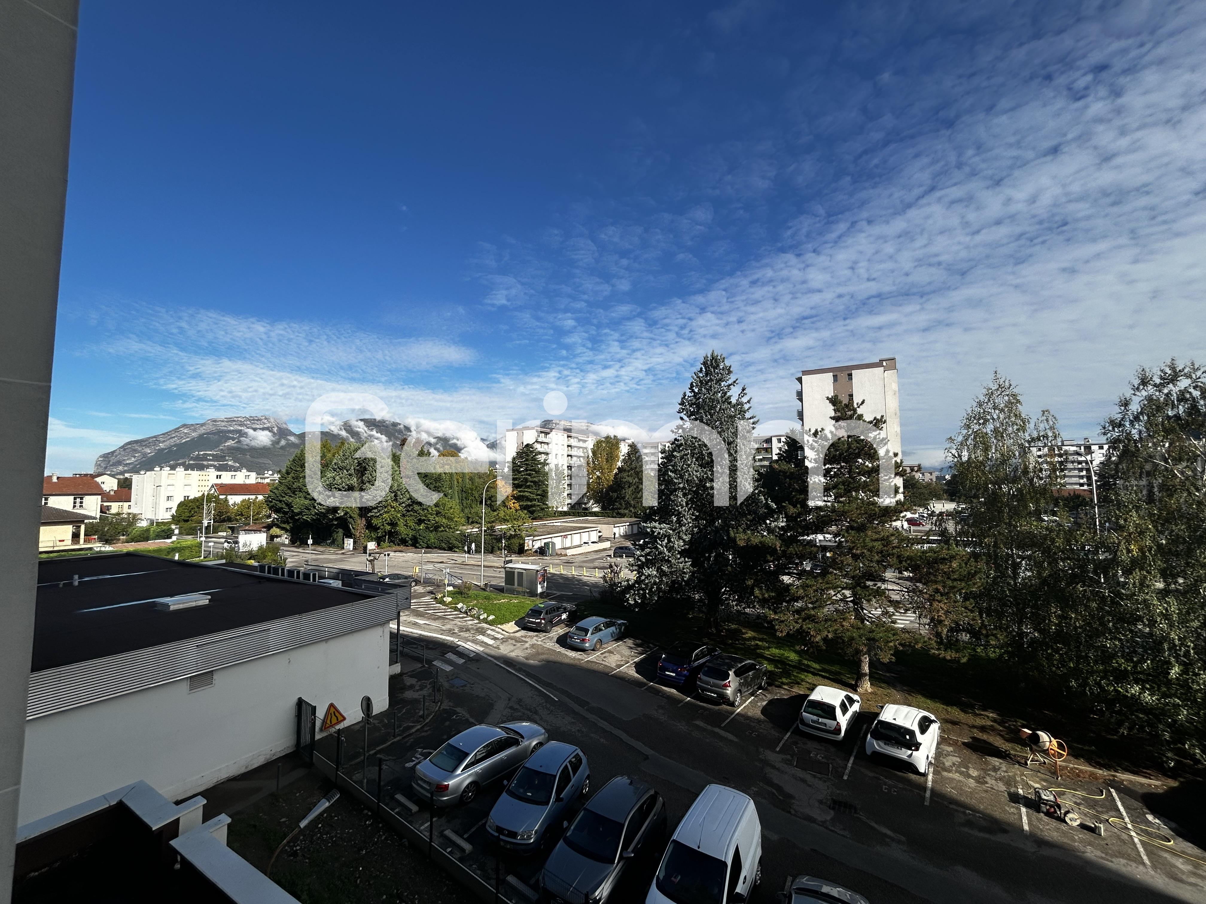 Flat Boulevard des Alpes in Meylan