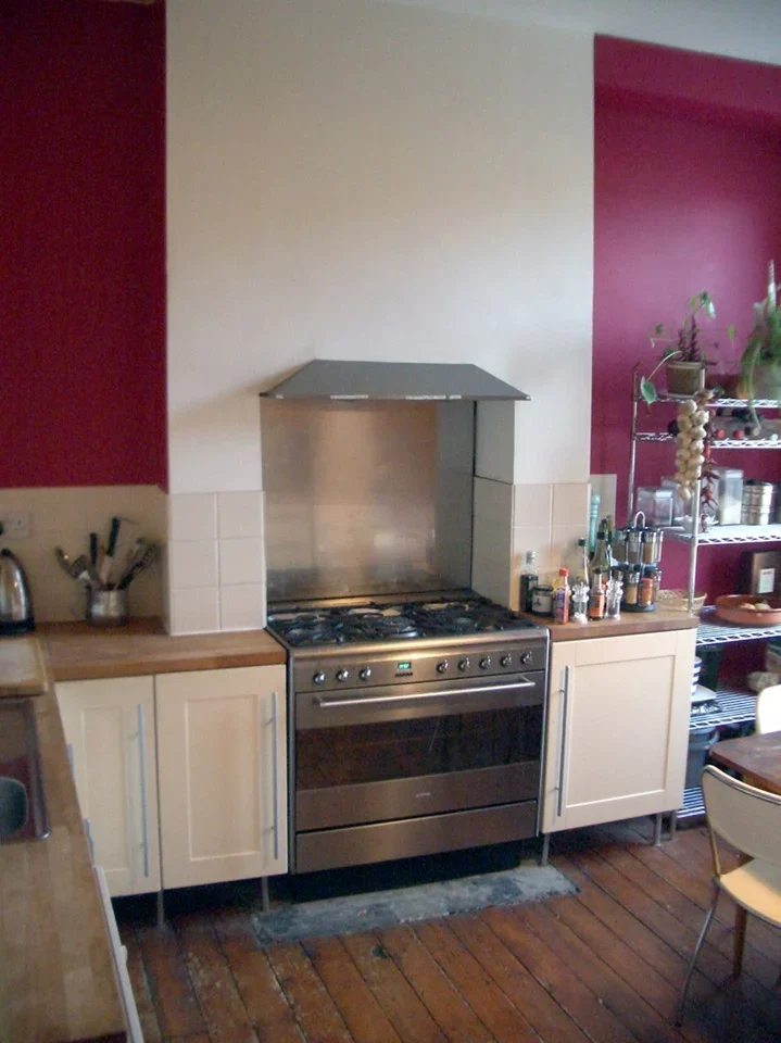 Flat Chantrey Road in Greater London