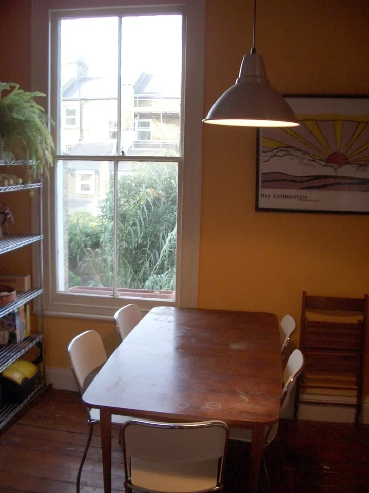 Flat Chantrey Road in Greater London