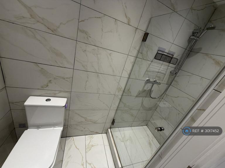 Flat Spotland Road in Rochdale