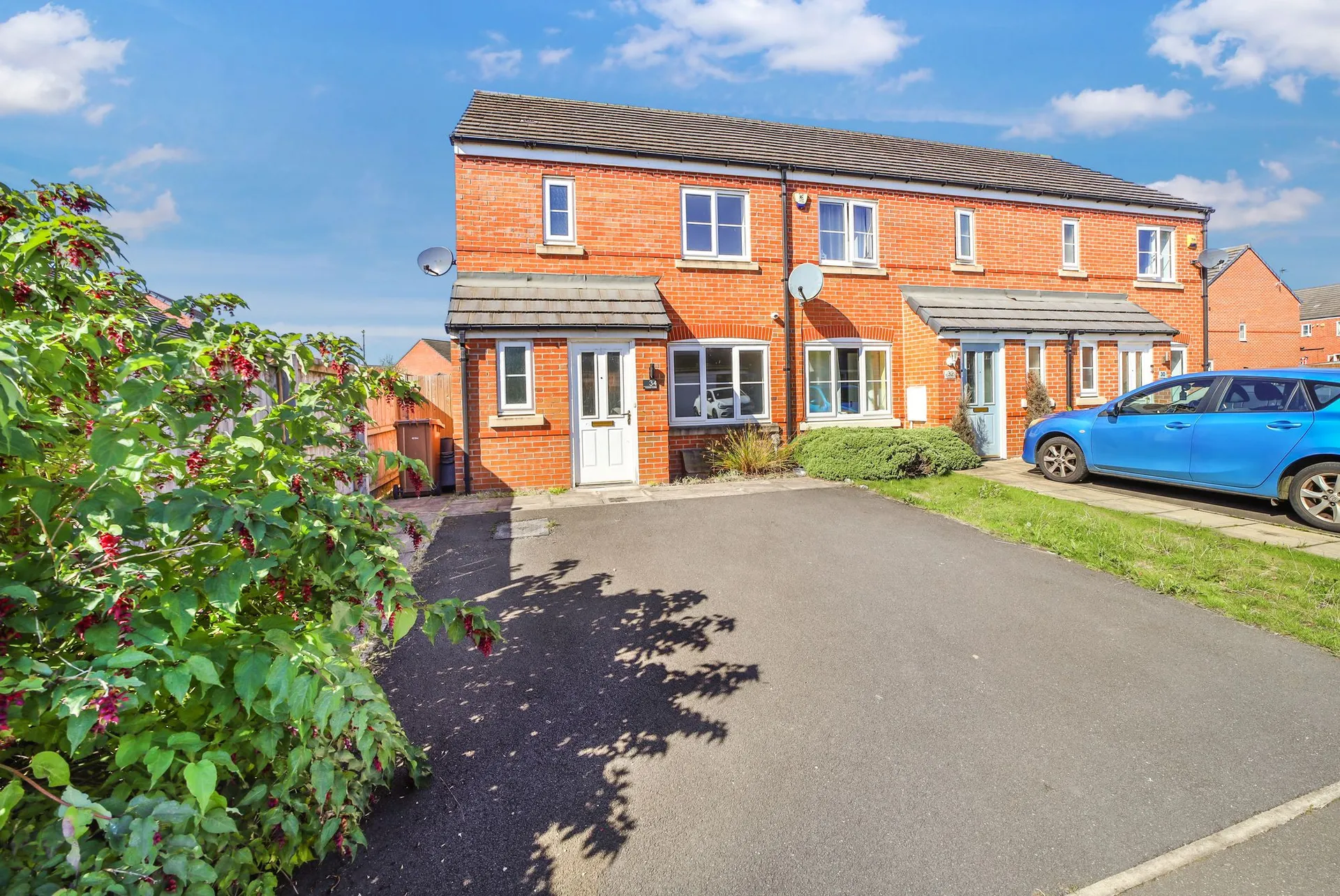 House Paxman Close in Newton-le-Willows