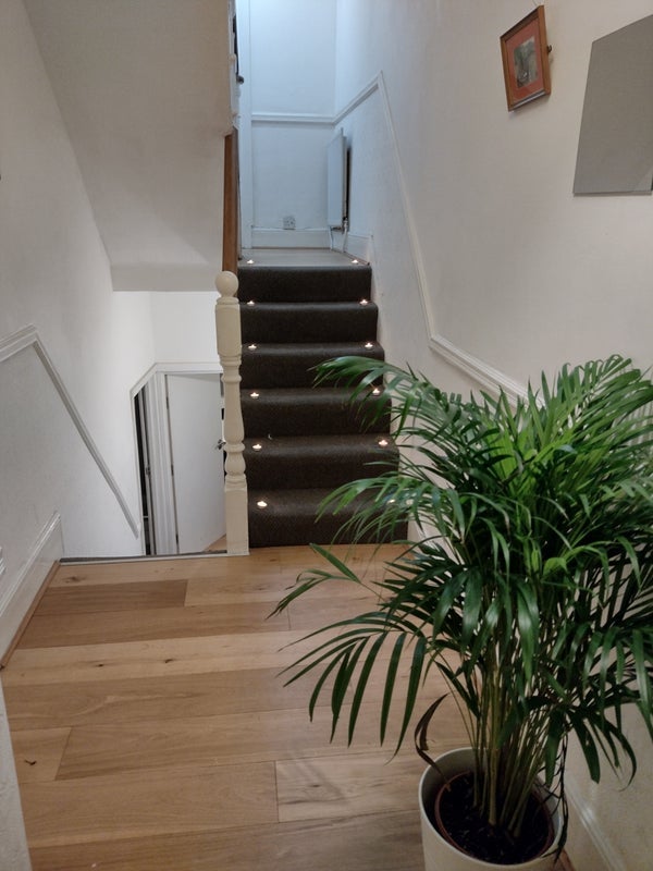 Room Powerscroft Road in Greater London