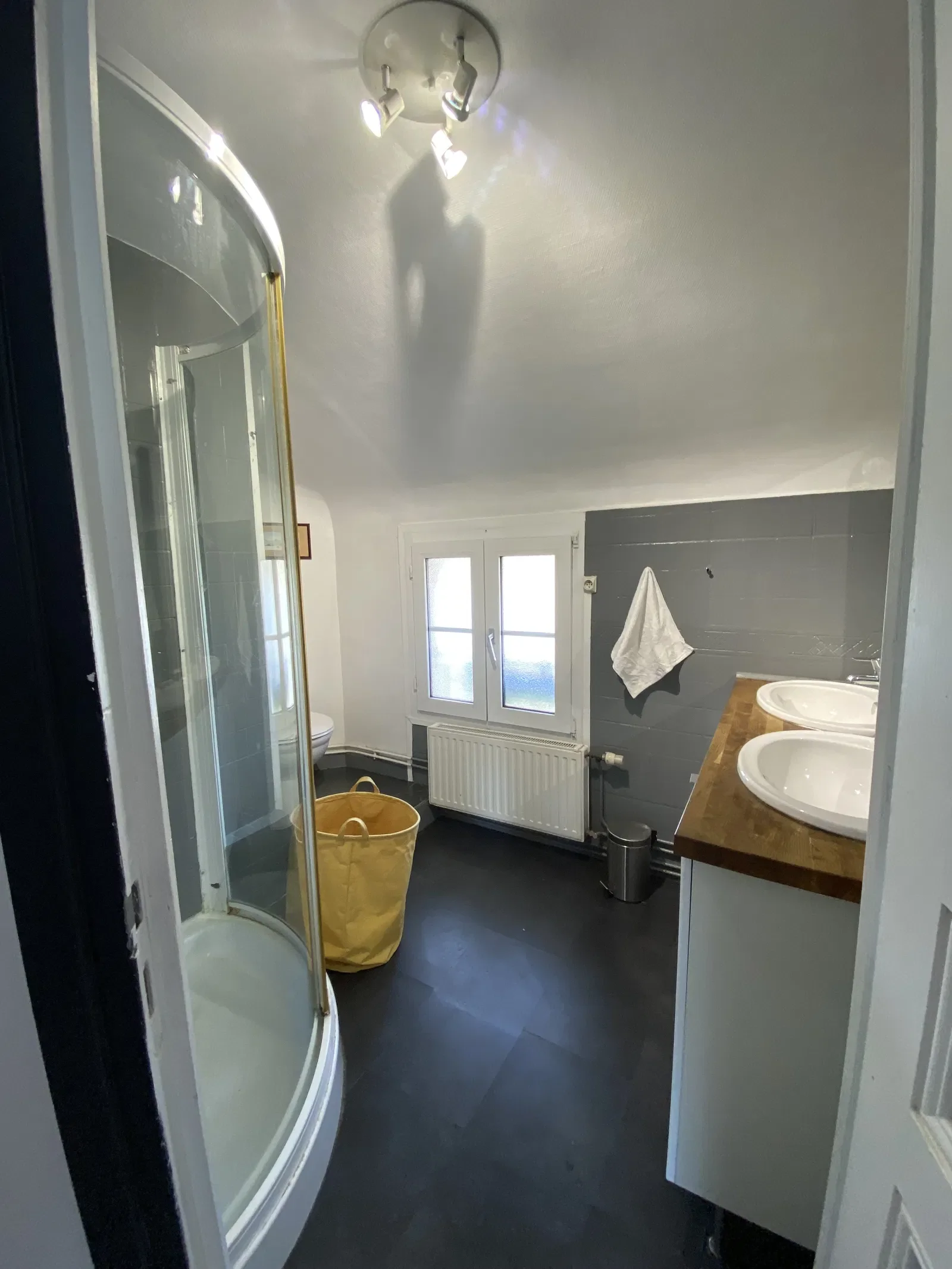 Room Rue Molière in Le Chesnay-Rocquencourt