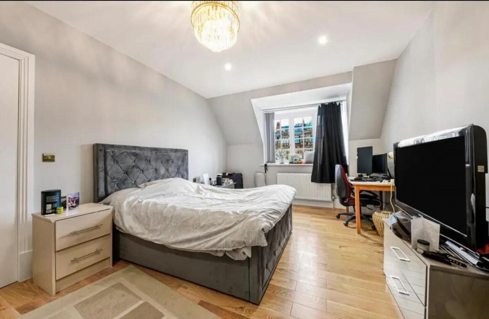 Room Aberdeen Place in City of Westminster