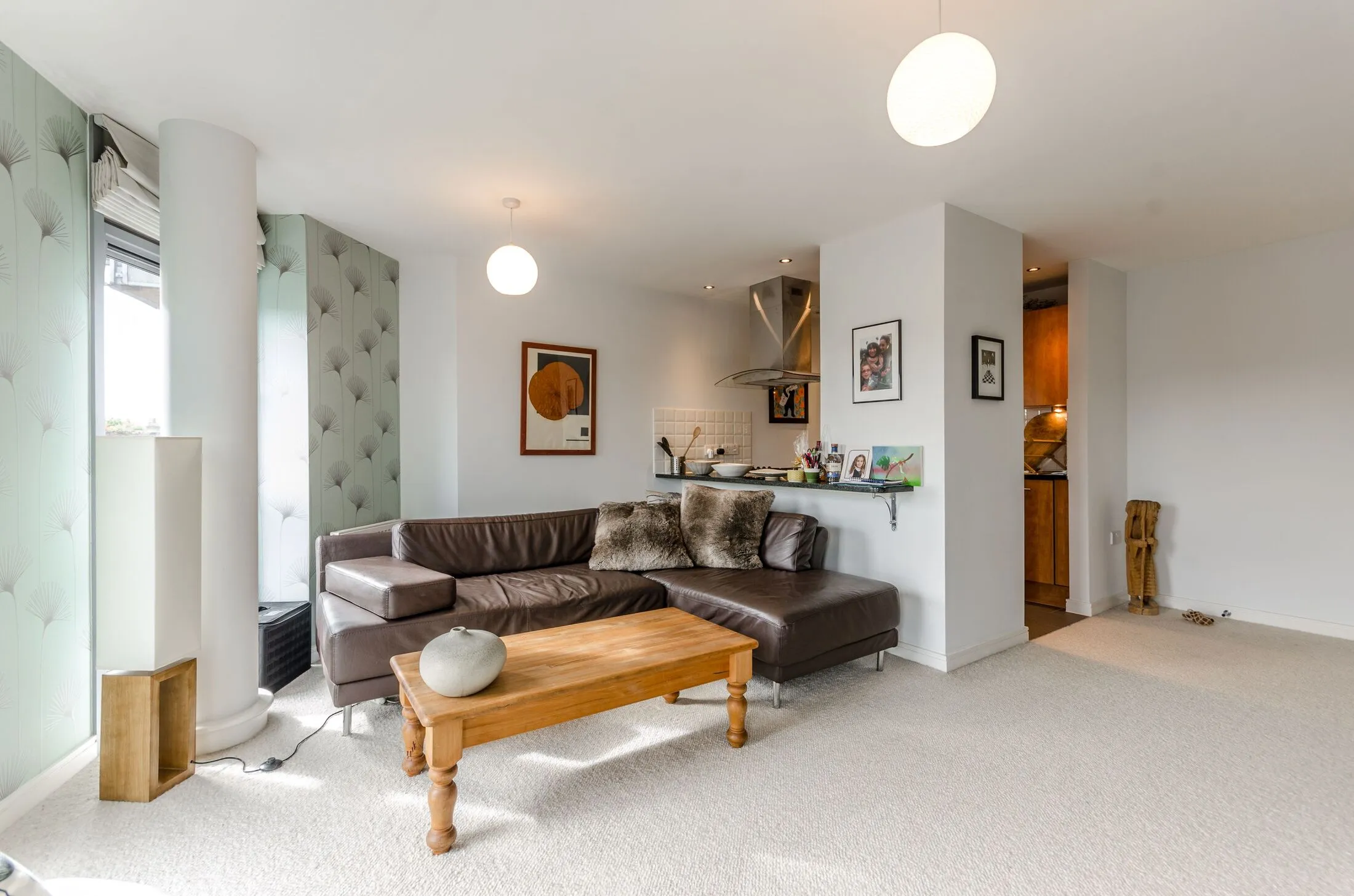 Flat Drayton Park Mews in Greater London