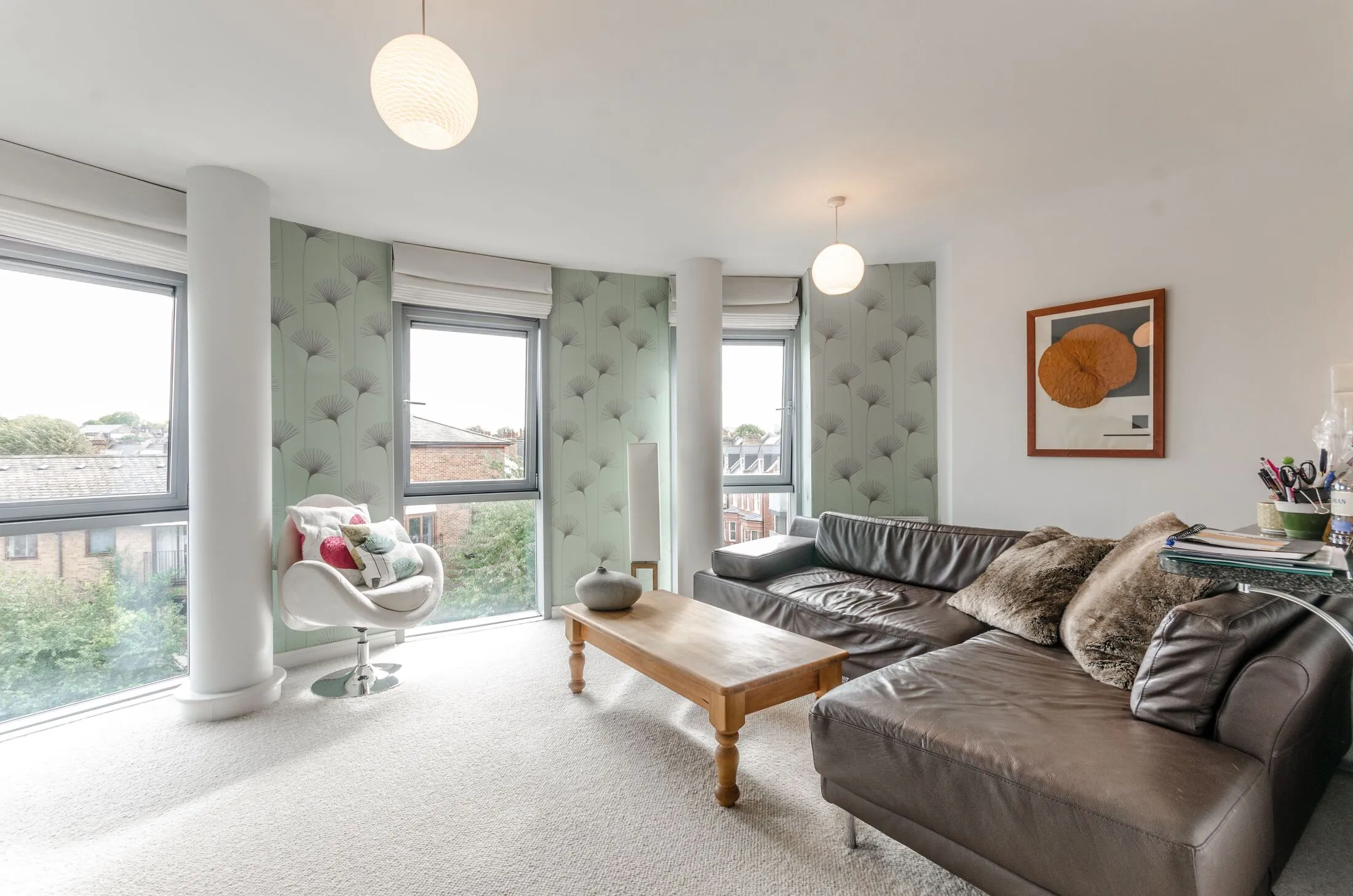 Flat Drayton Park Mews in Greater London
