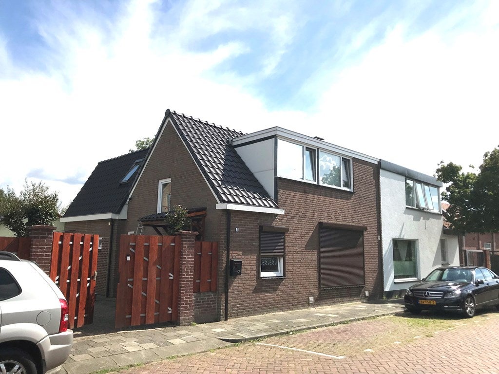 Huis Loonsestraat 5 in Sprang-Capelle