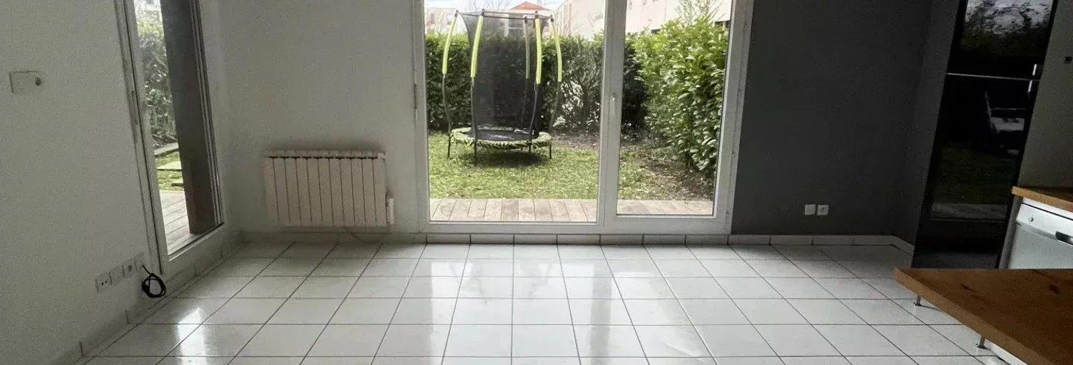 Flat Rue Saint-Mathieu in Meyzieu
