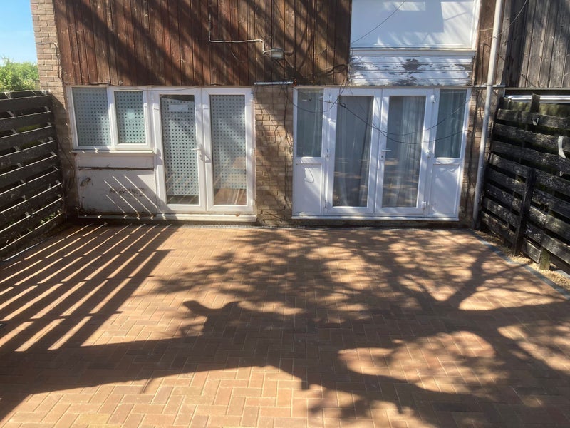 Room Ravensfield in Basildon