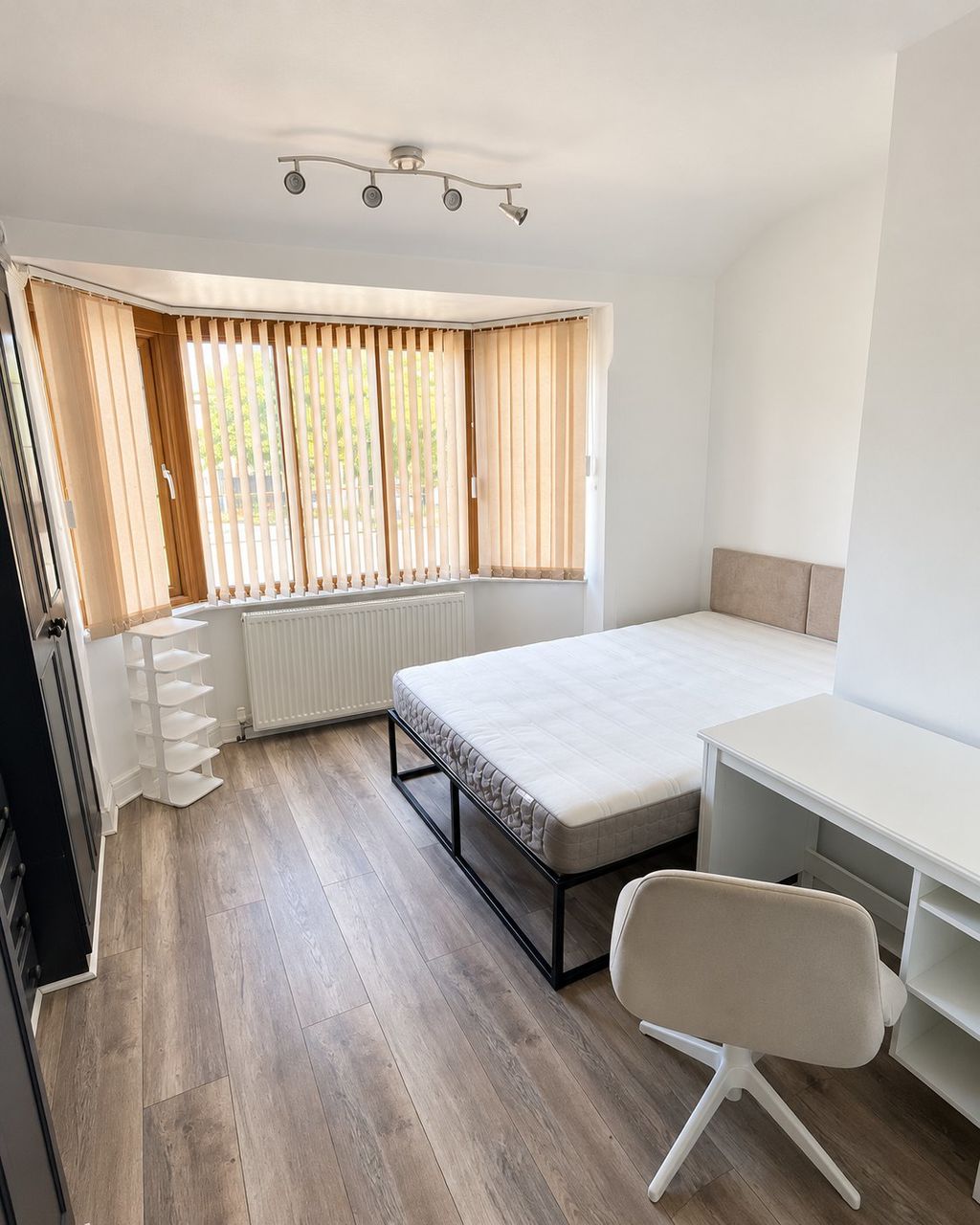 Room Derby Road in Nottingham