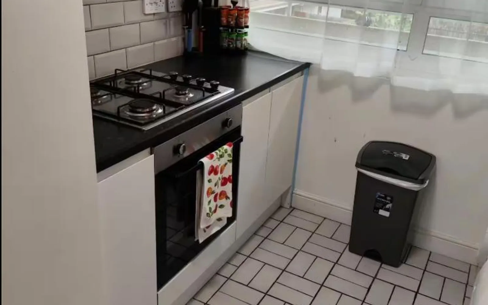 Flat Watkinson Road in Greater London