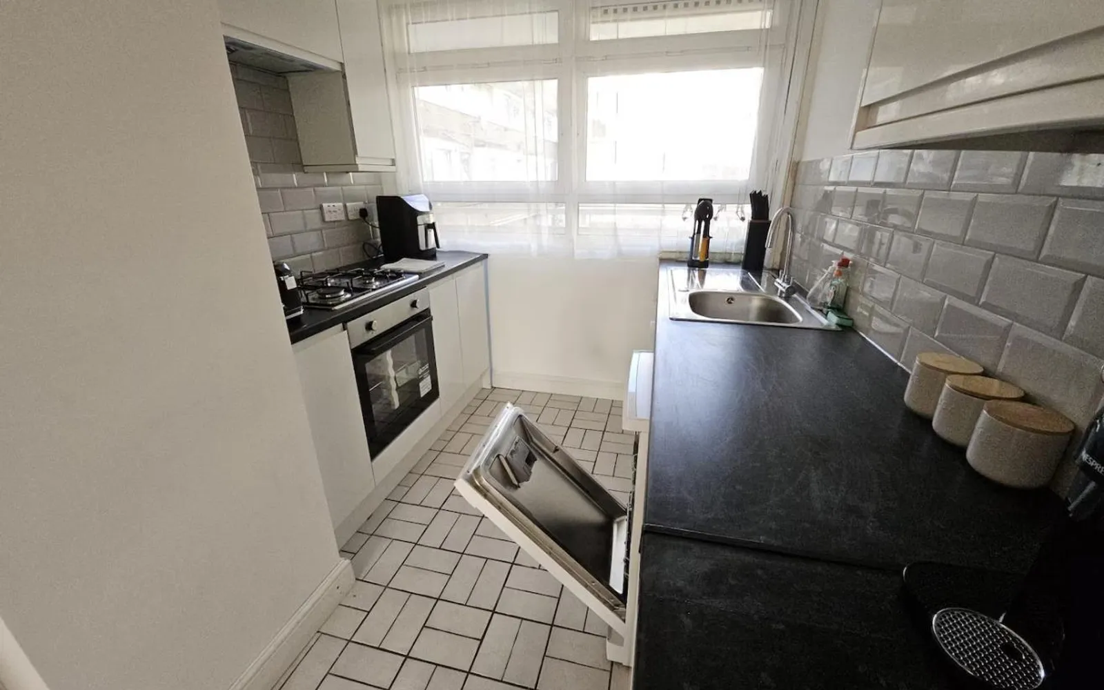 Flat Watkinson Road in Greater London