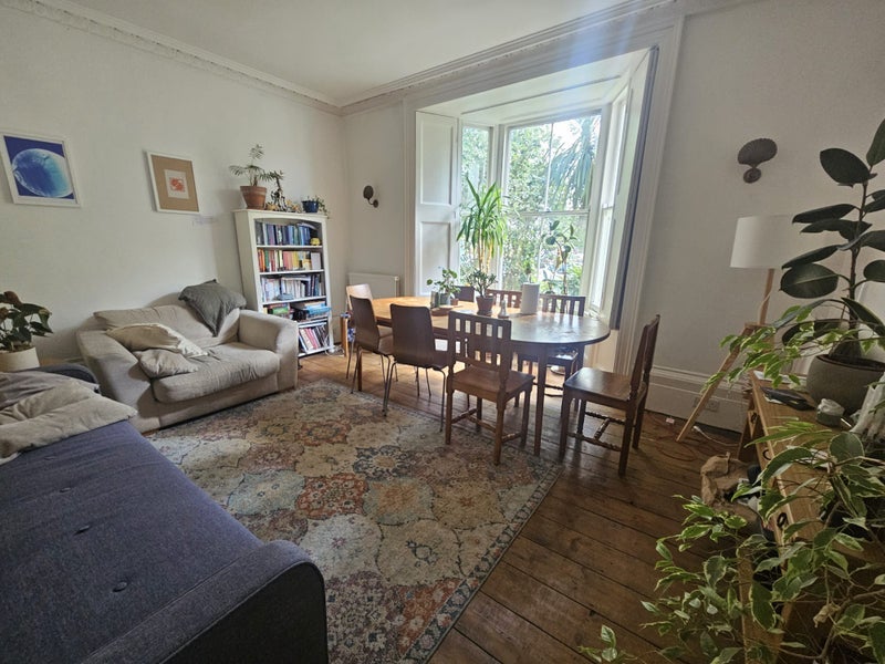 Room De Beauvoir Square in Greater London