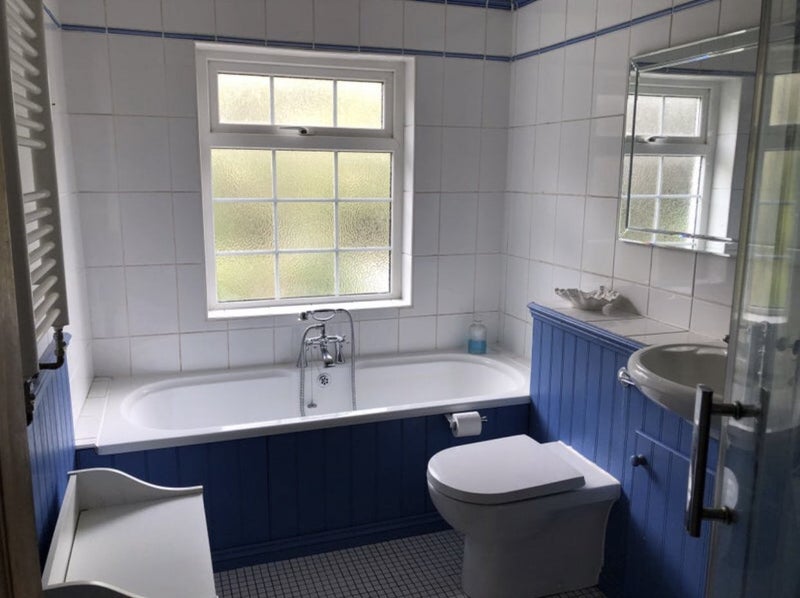 Room Lee Lane West in Leeds