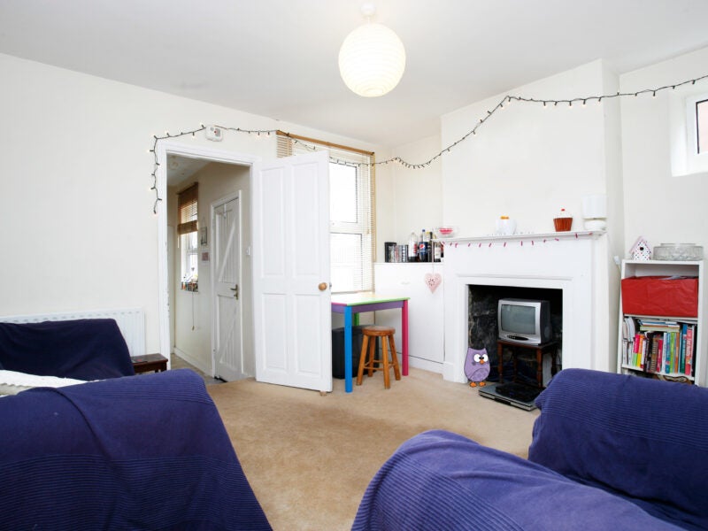 Room Millmead Terrace in Guildford