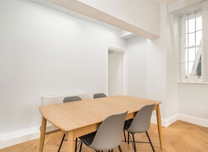 Flat Bolsover Street in City of Westminster