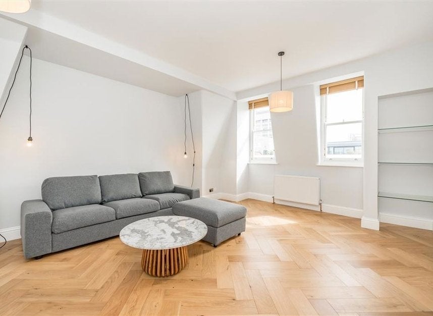 Flat Bolsover Street in City of Westminster