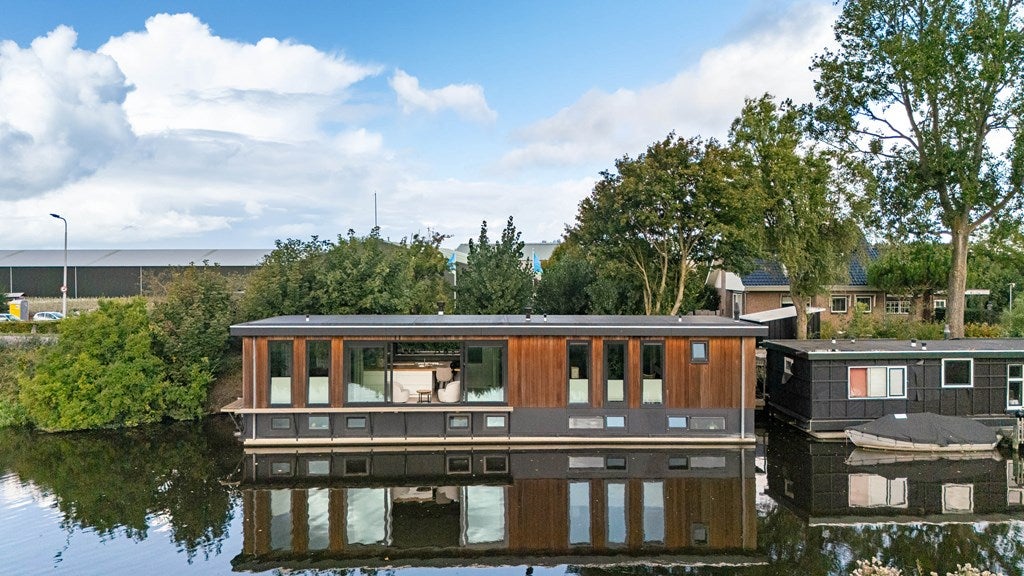 Huis Leidsevaart 37 in Lisse