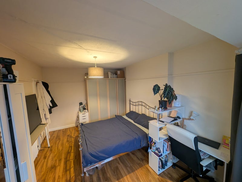 Room Friary Road in Greater London