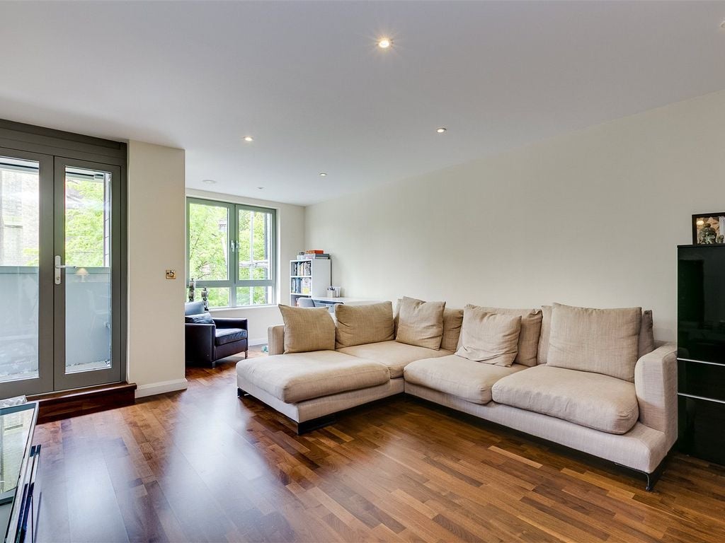 Flat Vanston Place in Greater London