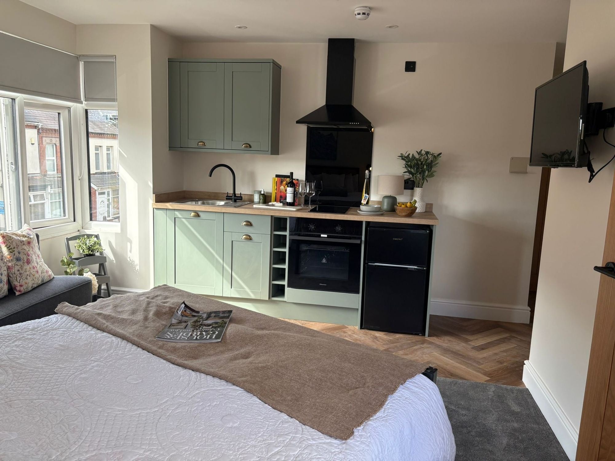 Room Raddlebarn Road in Birmingham