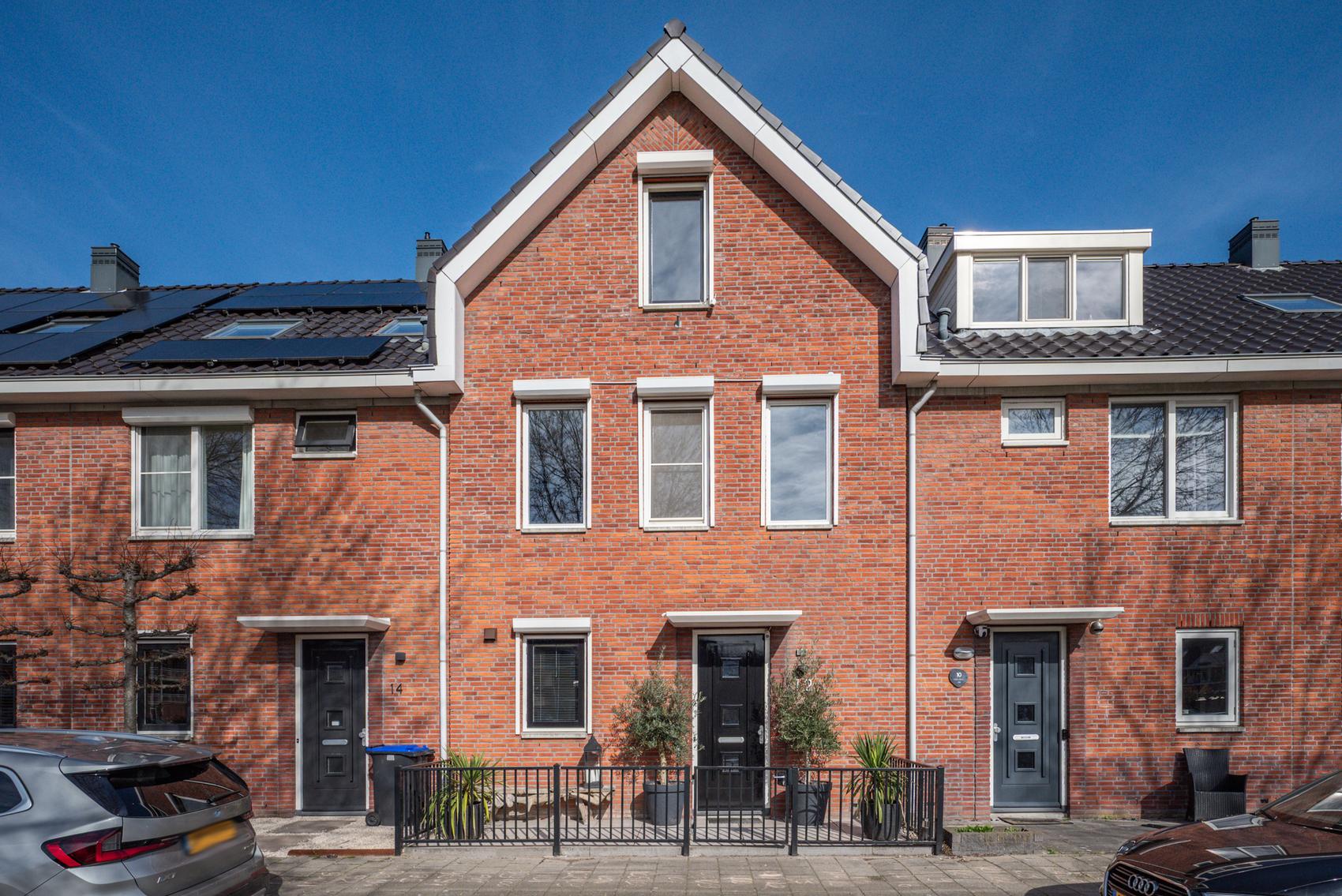 Tussenwoning te koop: Schans 12, Berkel En Rodenrijs