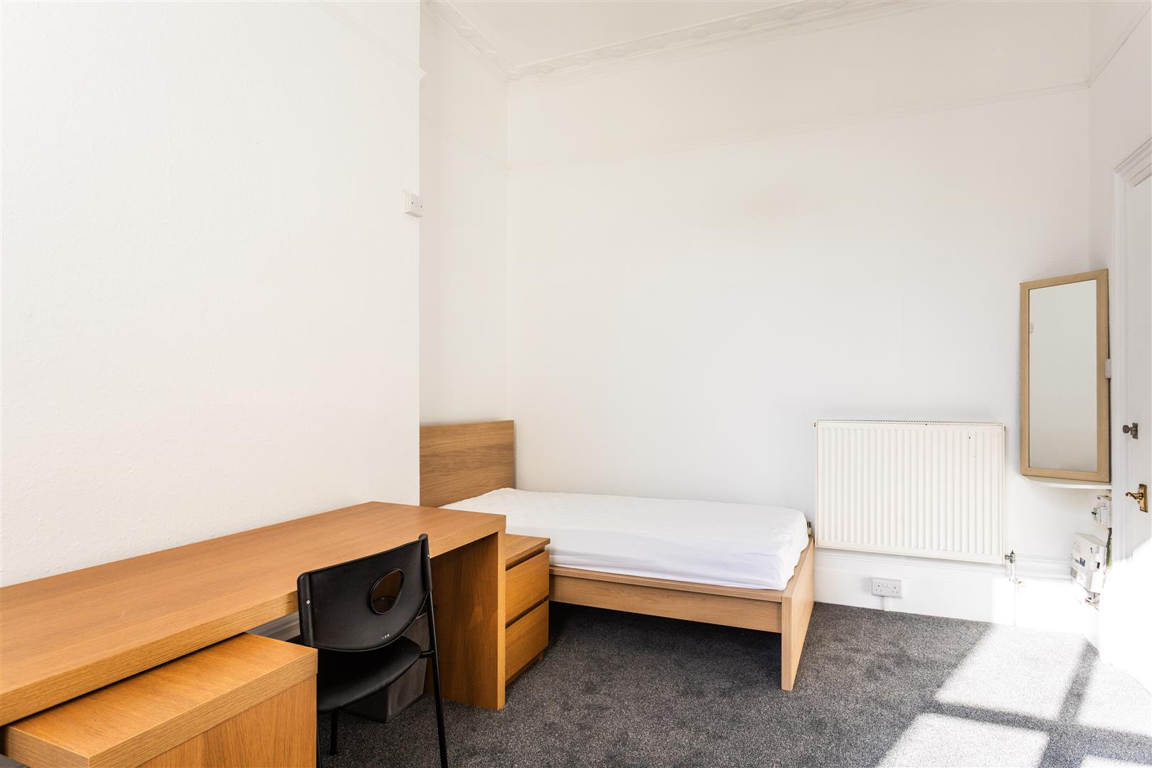 Room Powis Grove in Brighton