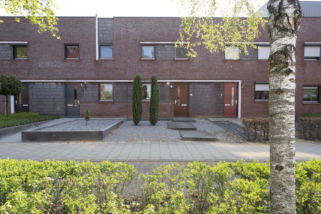 Huis Dorpstraat 7 in Buchten