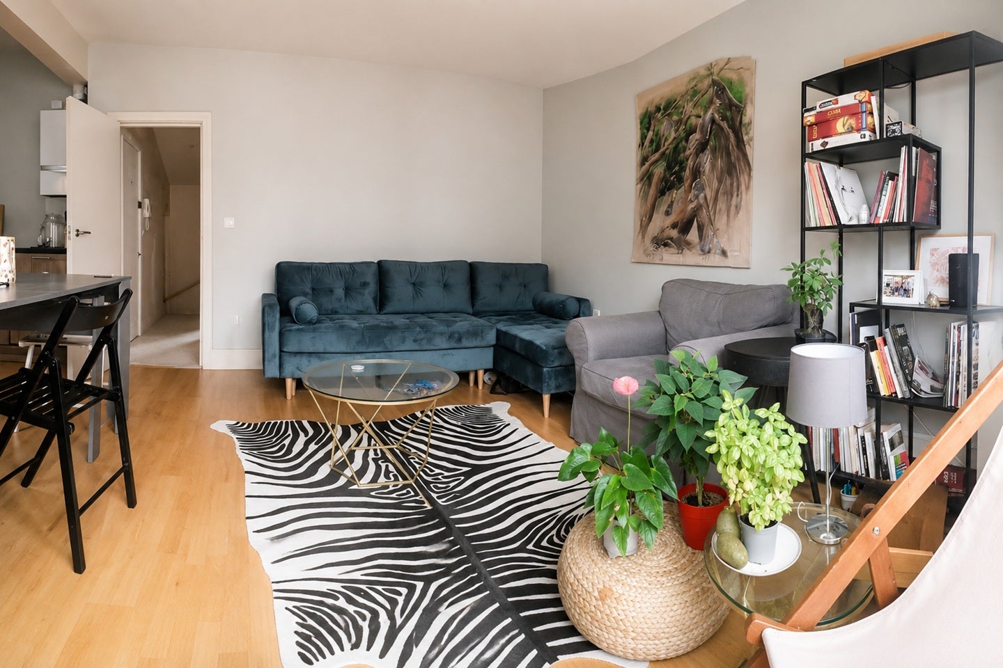 Flat Saltoun Road in Greater London