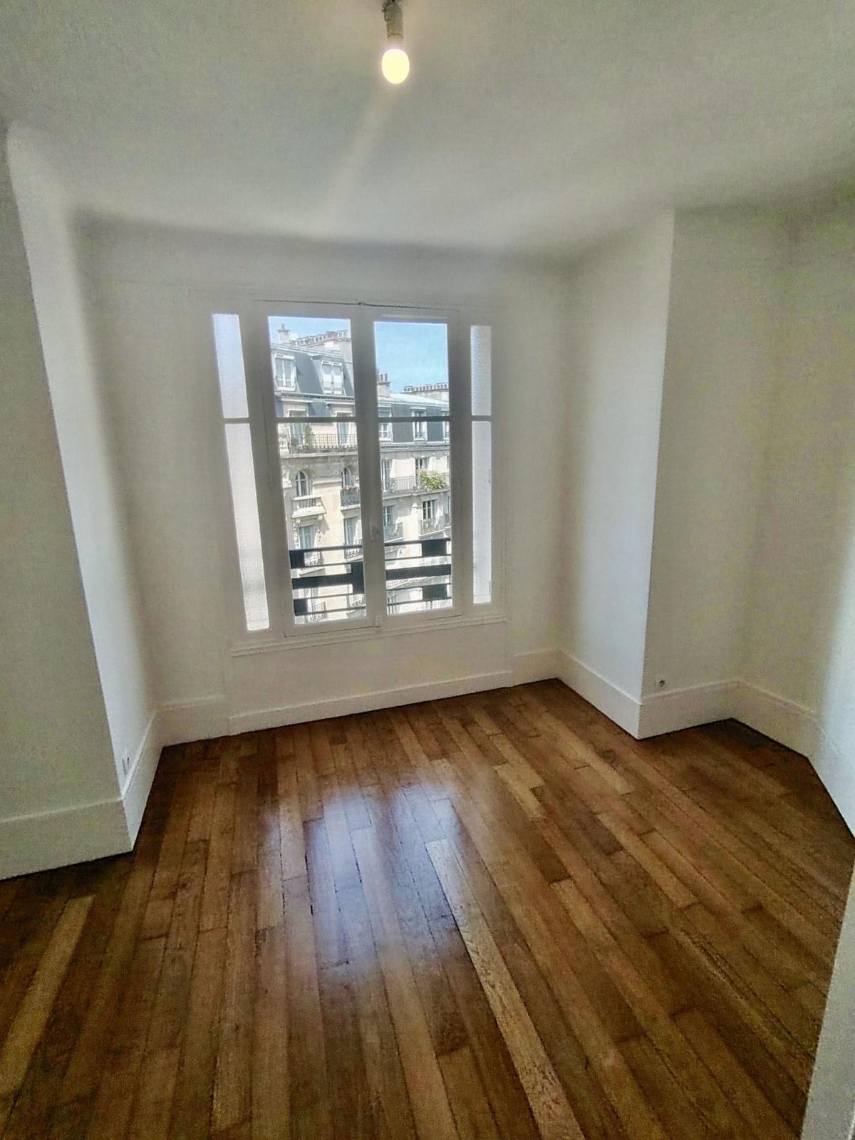 Appartement Avenue Félix Faure à Paris