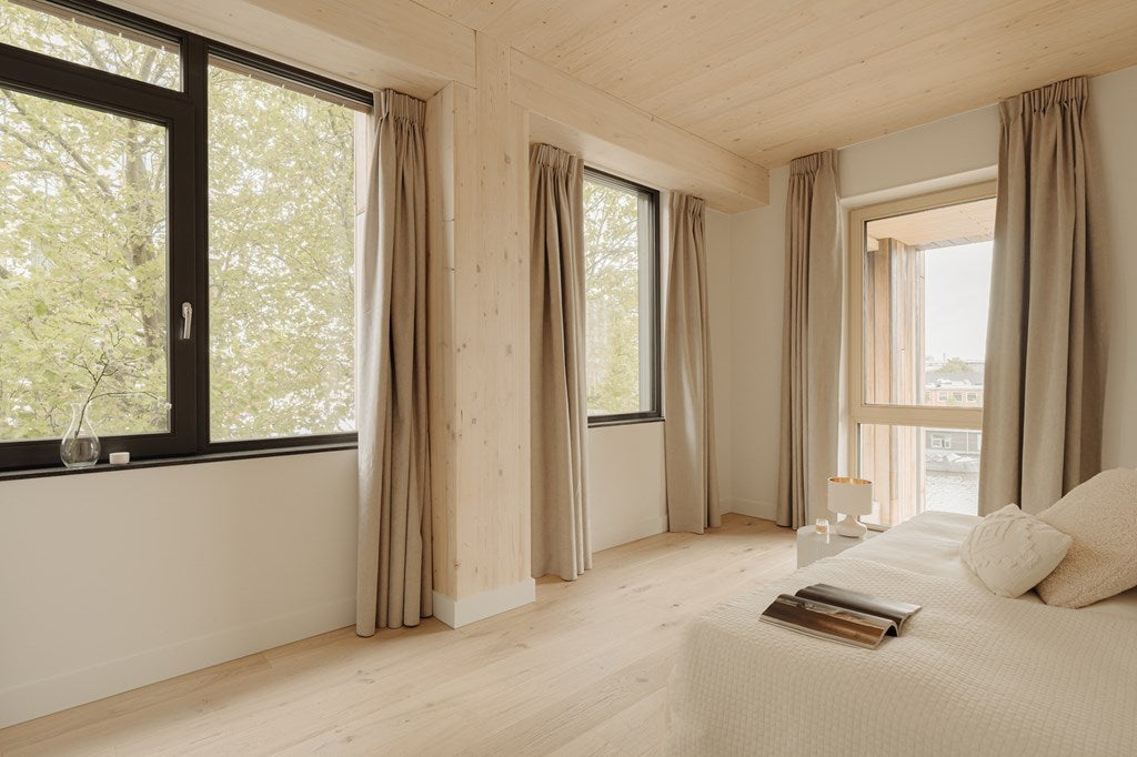 Appartement te huur: Joan Muyskenweg 21B-8, Amsterdam