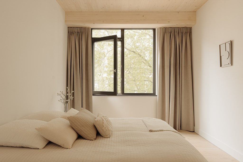Appartement te huur: Joan Muyskenweg 21B-8, Amsterdam
