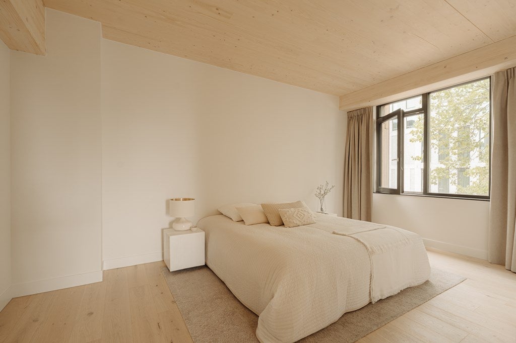 Appartement te huur: Joan Muyskenweg 21B-8, Amsterdam