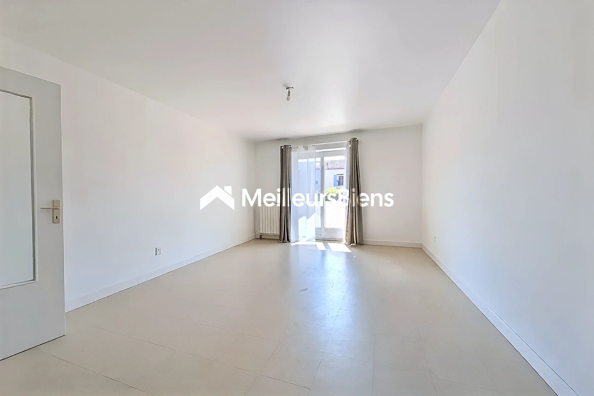 Flat Rue Pasteur in Gargenville