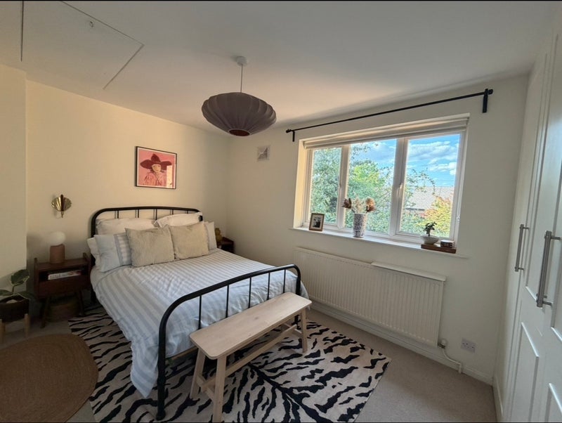 Room Hogarth Crescent in Greater London
