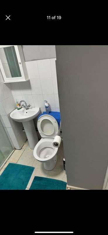 Room Wyldfield Gardens in Greater London