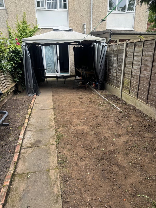 Room Wyldfield Gardens in Greater London