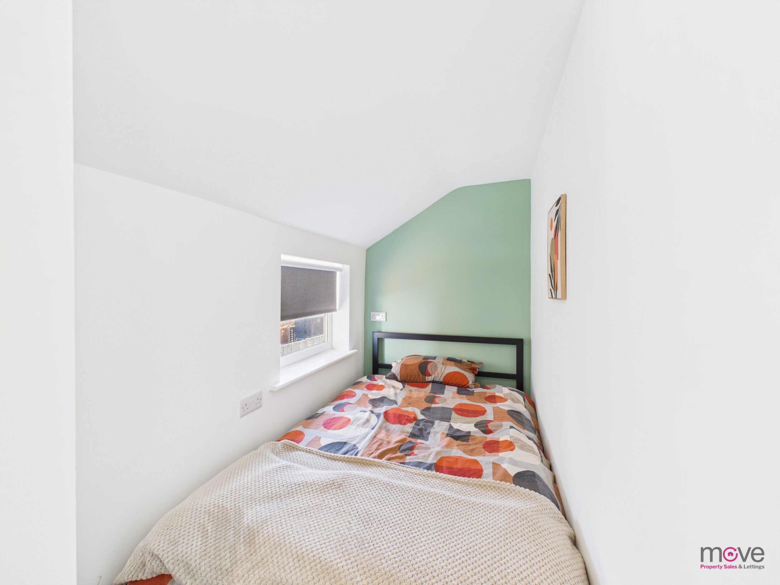 Room Bristol Road in Gloucester
