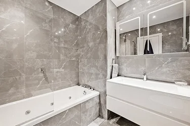 Flat Queensberry Mews West in Greater London