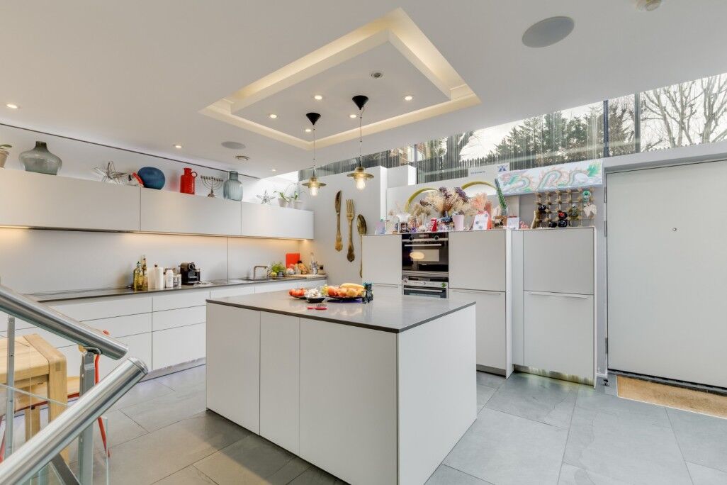 House Trinity Walk in Greater London