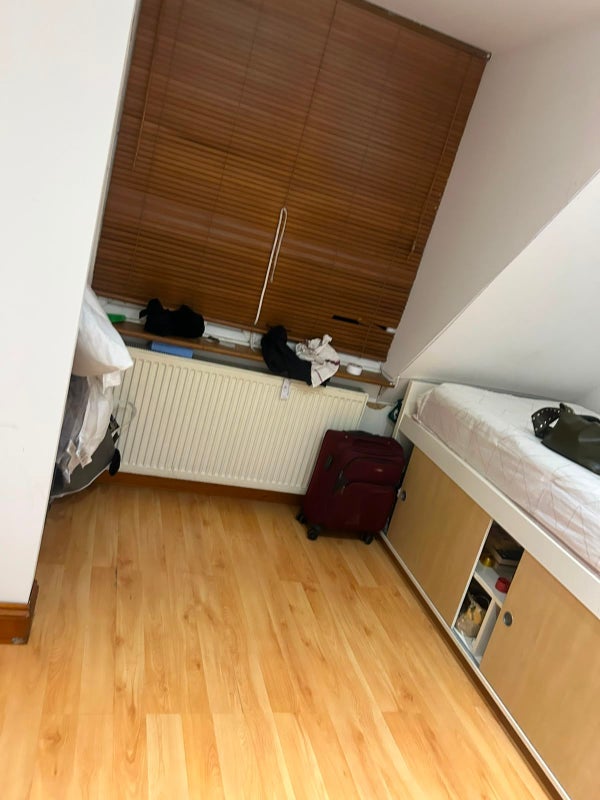 Room Lordship Lane in Greater London