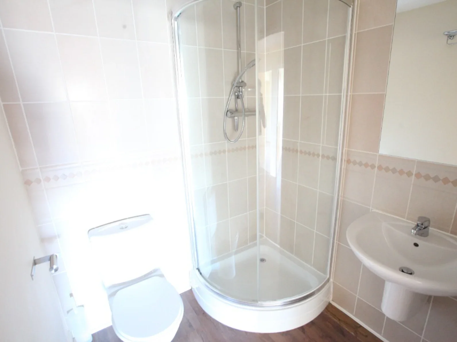 Flat Hawkhill Close in City of Edinburgh