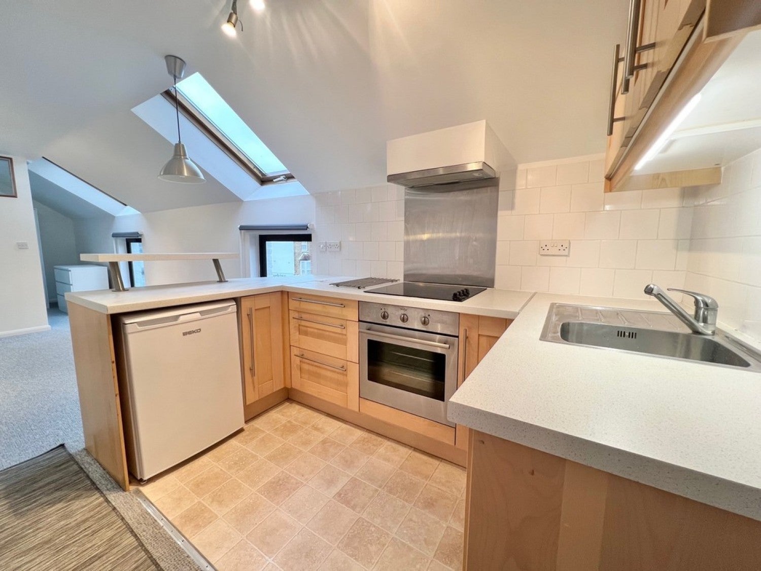Flat Selsdon Avenue in Greater London