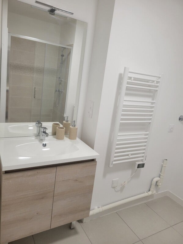 Room Rue Marie Marvingt in Champcevinel